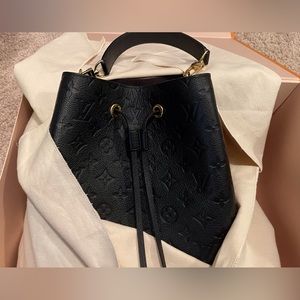 SOLD!!! SOLD!!!  LOUIS VUITTON NEONOE EMPREINTE LEATHER AUTHENTIC